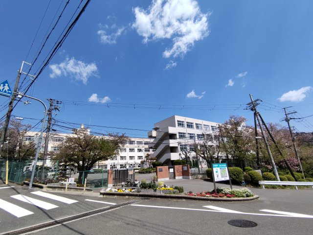 高槻市古曽部町１丁目　建築条件無し売土地の周辺|高槻市立第八中学校