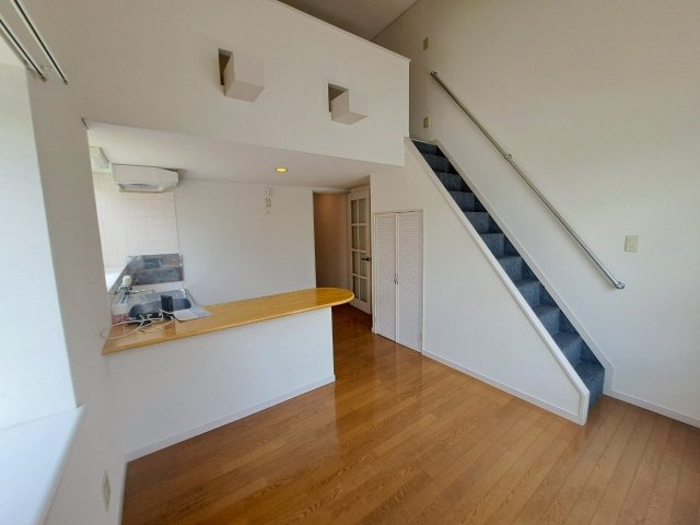 クレセント　クレの内装