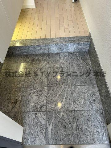 仲介手数料０円！Floresta名駅の玄関