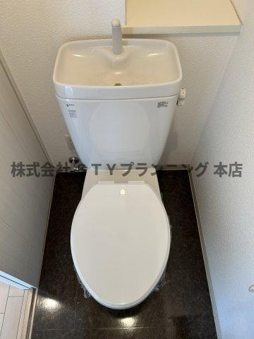 仲介手数料０円！Floresta名駅のトイレ