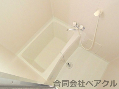 【浴室】 | プラネシア星の子山科駅前 | コンパクトで使いやすいお風呂です