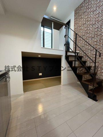 仲介手数料０円！Lucia Hills名駅北の居間・リビング