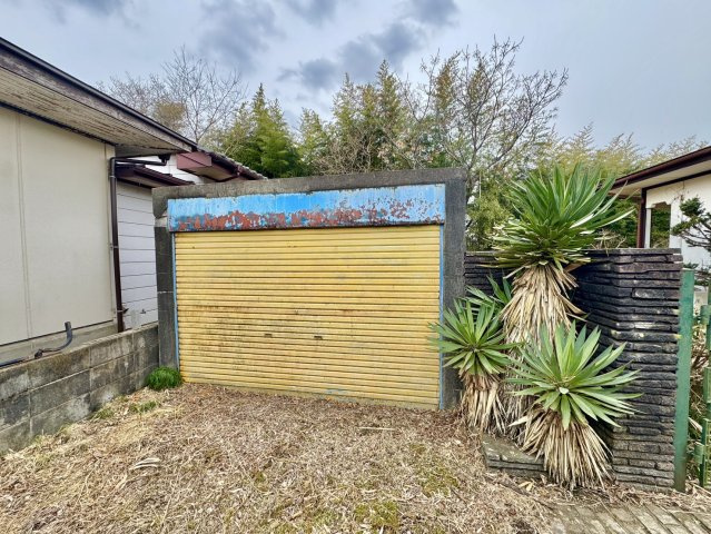 那珂市後台中古戸建の駐車場