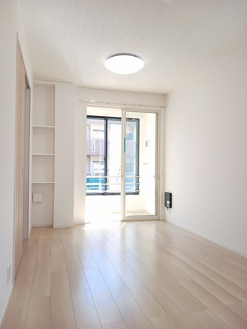 アン・フェリシアの居間・リビング