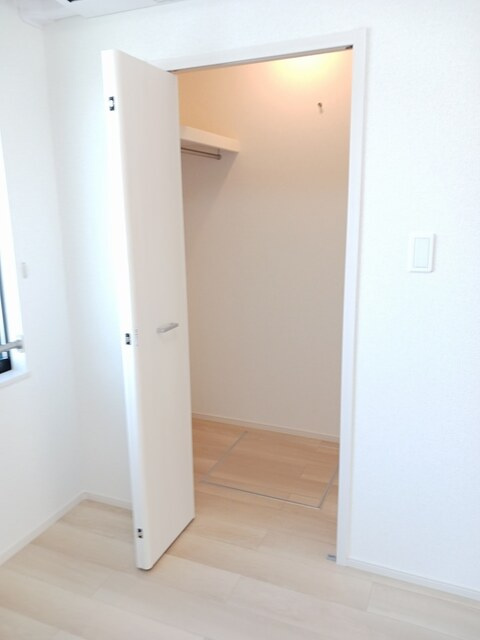 アン・フェリシアの収納