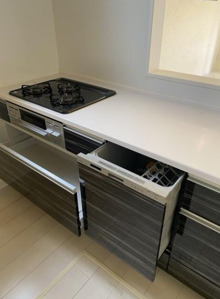 秦野市曽屋　中古戸建のキッチン|キッチンでお料理をお楽しみください