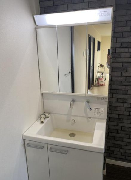 秦野市曽屋　中古戸建の独立洗面台|独立洗面化粧台付き