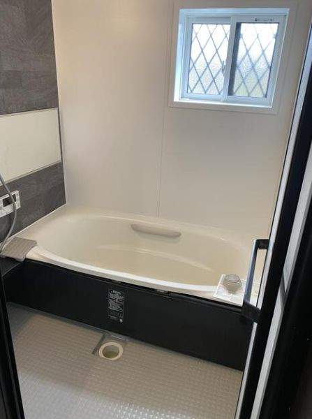 秦野市曽屋　中古戸建の浴室|お風呂で日々の疲れを落としましょう