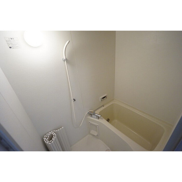 羽島郡岐南町徳田５丁目のアパートの浴室