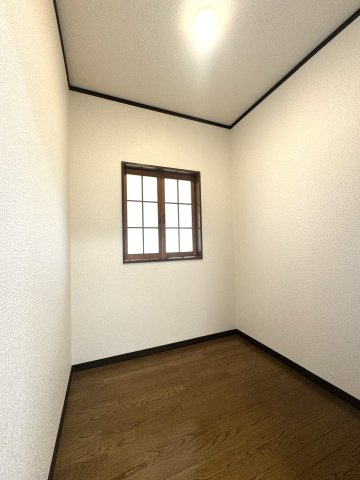 リフォーム済　中央区大島　中古戸建の洋室