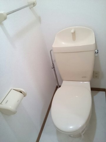 ファミールメゾンＢのトイレ