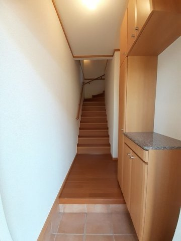 アルハンブラ一番館の玄関