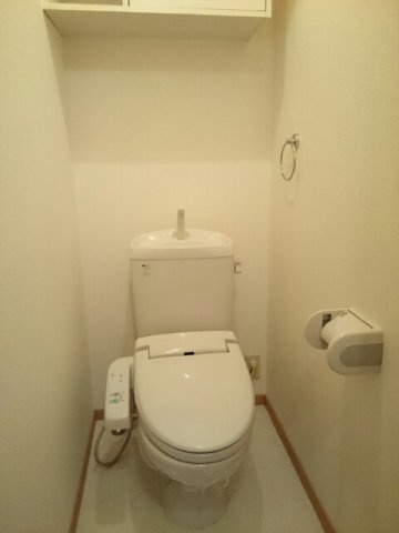 アルハンブラ二番館のトイレ