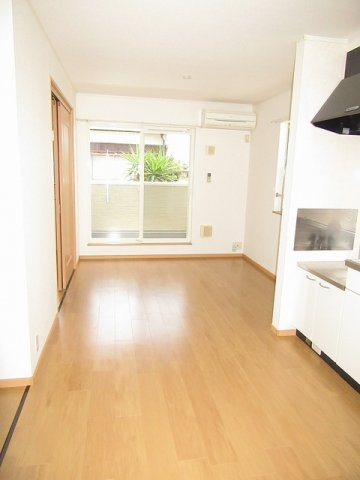 ポラリス　弐番館の居間・リビング