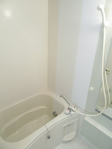 ポラリス　弐番館の浴室