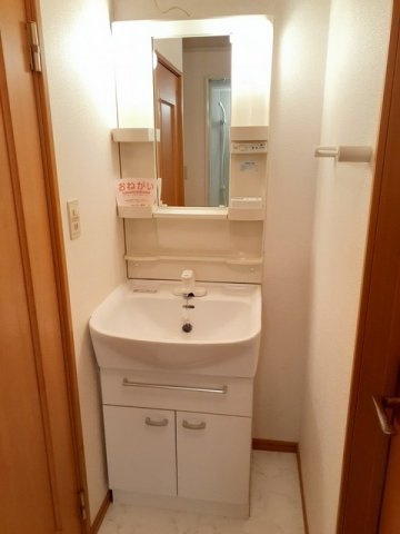 カロスアンセ参番館の洗面所