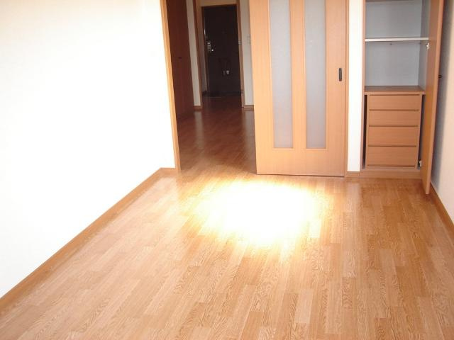 ラルジュ・ミリューの内装|室内