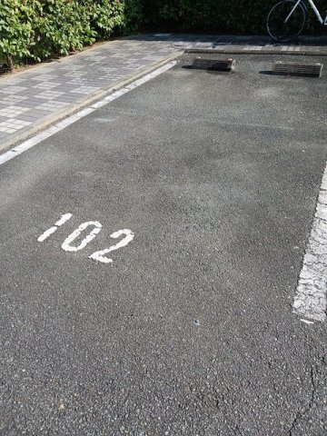 グリーンヒル塚崎の駐車場