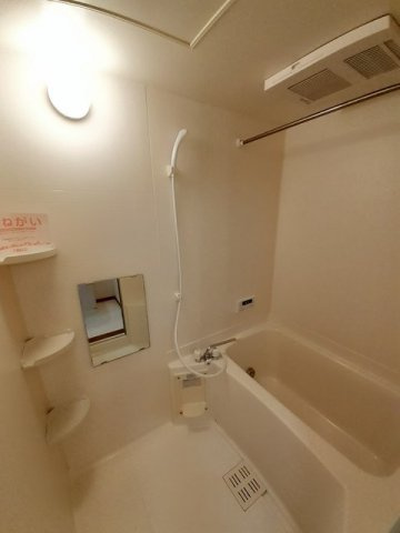 サン・ウィステリアの浴室