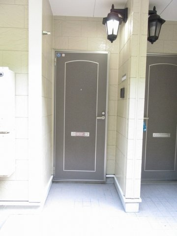 ノイエツァイトⅠのエントランス