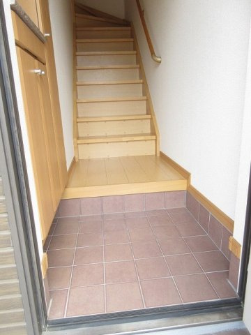 荒尾ガ－デンヒルズの玄関