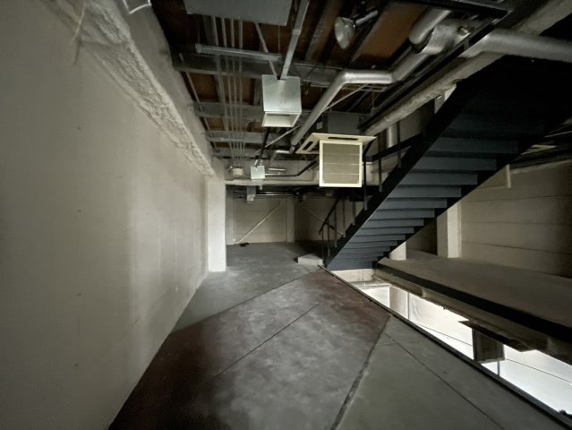 ミツハシビルの内装