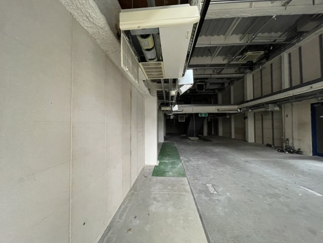 ミツハシビルの内装