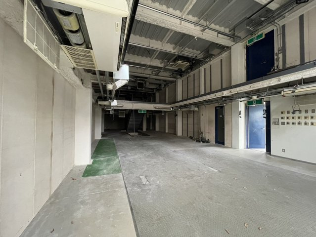 ミツハシビルの内装