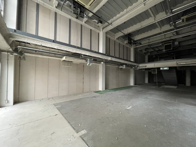 ミツハシビルの内装