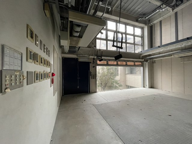 ミツハシビルの内装