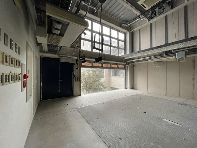 ミツハシビルの内装