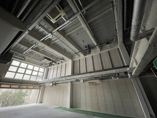 ミツハシビルの内装