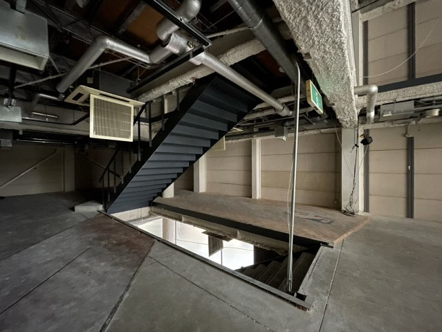 ミツハシビルの内装