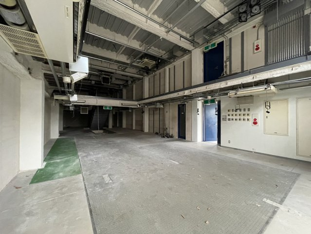 ミツハシビルの内装