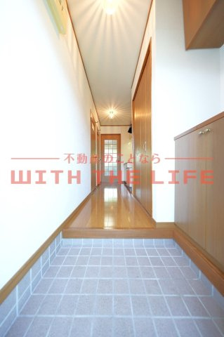 サニーヒルズササキ【キャッシュバック対象】の玄関|落ち着いた玄関です