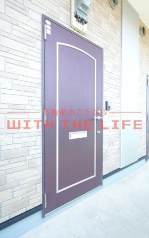 サニーヒルズササキ【キャッシュバック対象】の玄関|収納もある玄関です