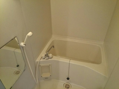 【浴室】 | ハイツブリバレージ | きれいなお風呂です