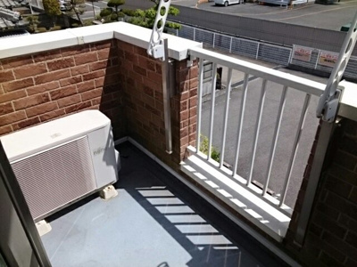 【バルコニー】 | ドゥライラ－ト | 陽当たり良好なバルコニーです