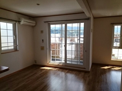 【居間・リビング】 | ドゥライラ－ト | 使いやすいリビングです