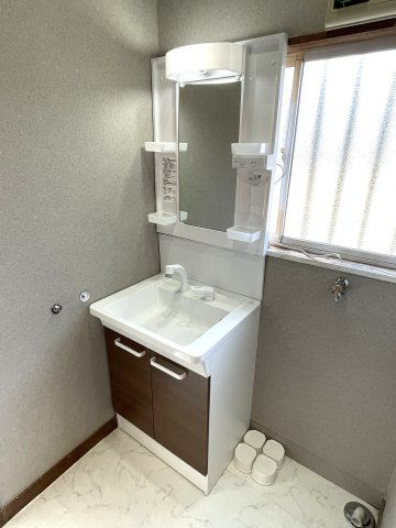 上永吉1576貸家の独立洗面台
