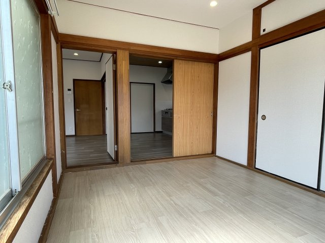 上永吉1576貸家の洋室
