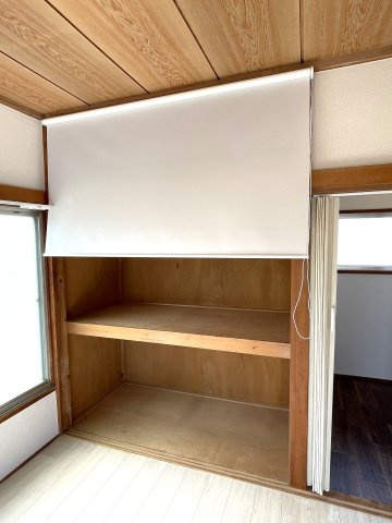 上永吉1576貸家の収納