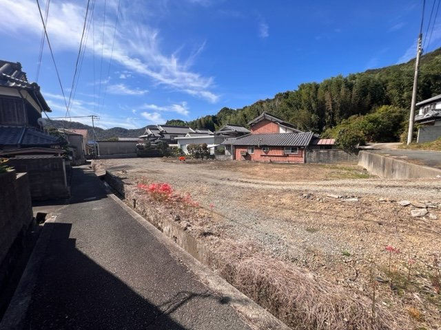 飾東町八重畑売土地の外観