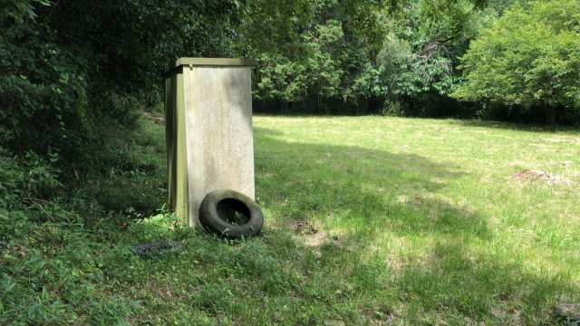 丹波市柏原町挙田の売地の前面道路含む現地写真