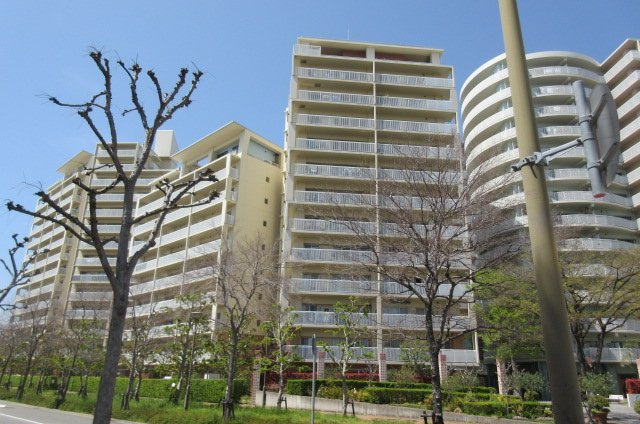 西宮マリナパークシティ海のまち5番館の外観|おしゃれな外観です