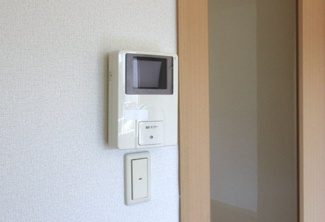 【セキュリティ】 | 壽ハイツ | モニター付きインターホン