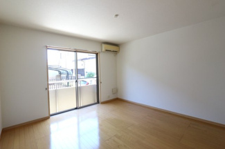 【居間・リビング】 | 壽ハイツ