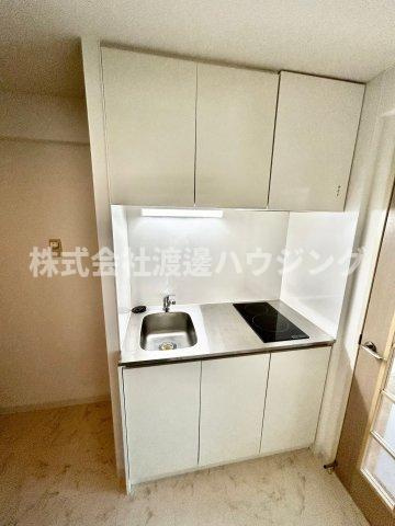 KM江坂のキッチン