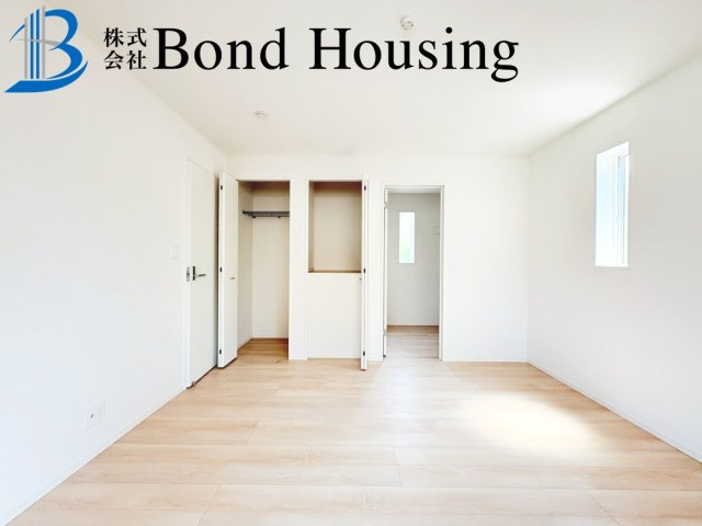 広々と南向きバルコニー　西区玉津町高津橋　2号棟　新築戸建の子供部屋