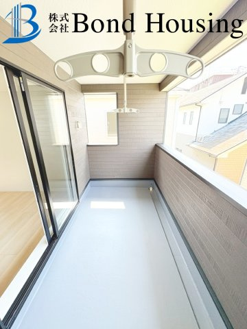 広々と南向きバルコニー　西区玉津町高津橋　2号棟　新築戸建のバルコニー